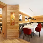 Badischer Hof מלון 4*