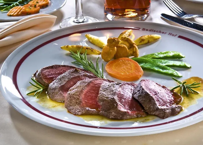 Badischer Hof 酒店 4*