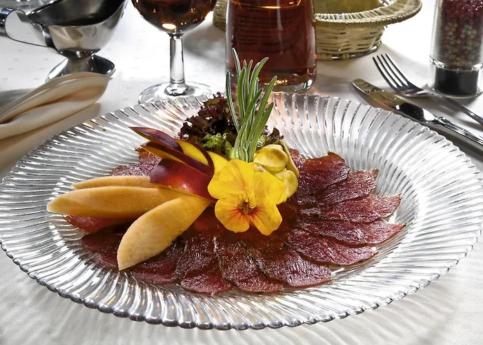 酒店 Badischer Hof