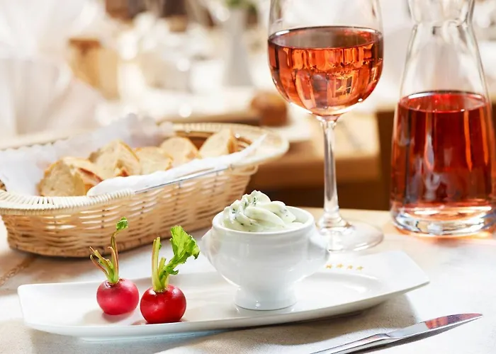 Badischer Hof 酒店 4*