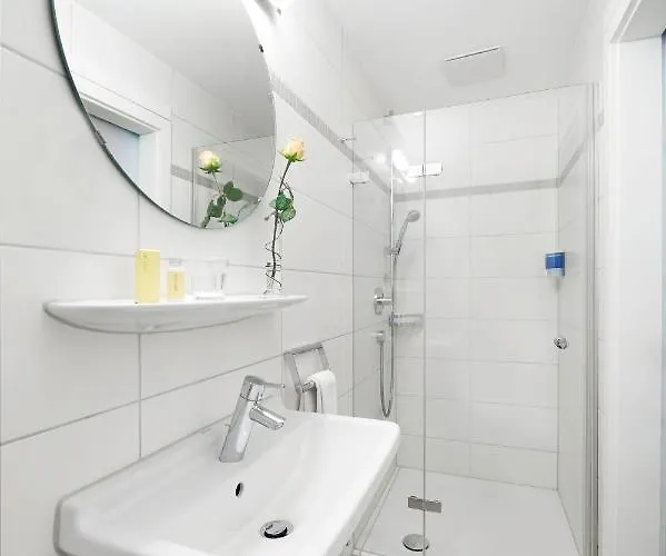 Badischer Hof 4* 比伯拉赫