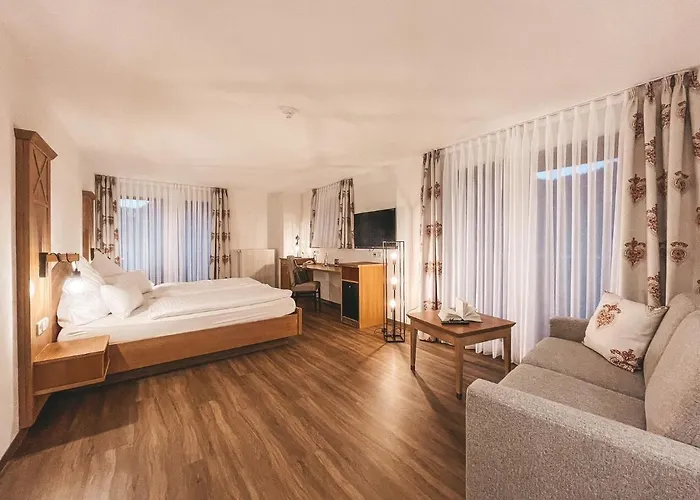 酒店 Badischer Hof 比伯拉赫